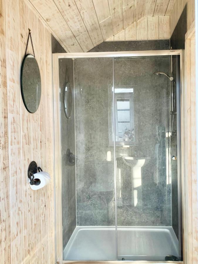 Cosy Cabins Without Hot Tub - Greenway Farm, Drybrook, Forest Of Dean Exterior photo