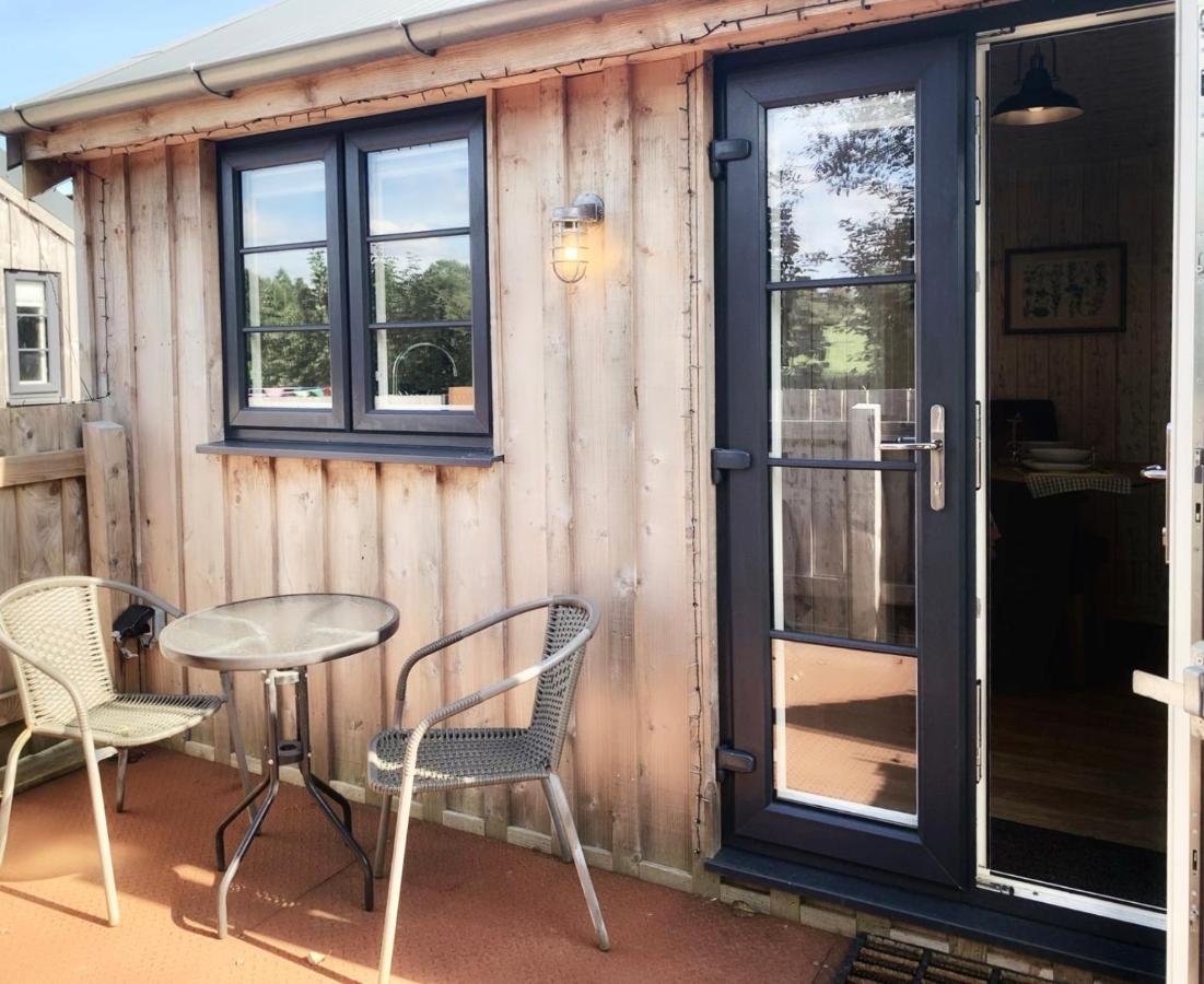 Cosy Cabins Without Hot Tub - Greenway Farm, Drybrook, Forest Of Dean Exterior photo